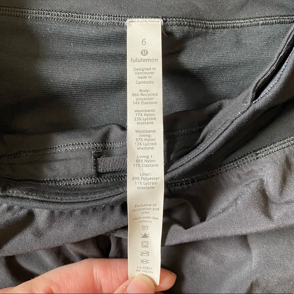 Lululemon Speed Up Shorts - Picture 3 of 3